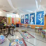 Color King Marte Village 호텔 3*