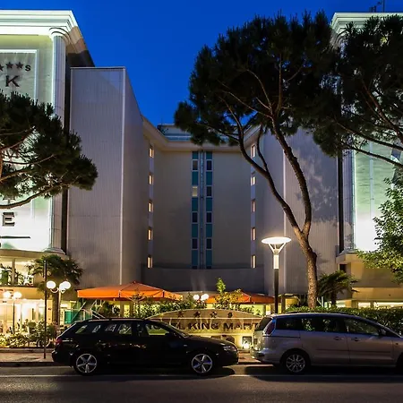 Color King Marte Village