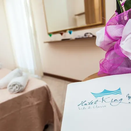 Отель Color King Marte Village Лидо-ди-Классе