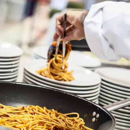 Color King Marte Village