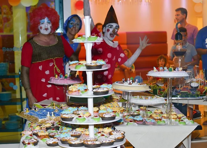 Hotel Color King Marte Village