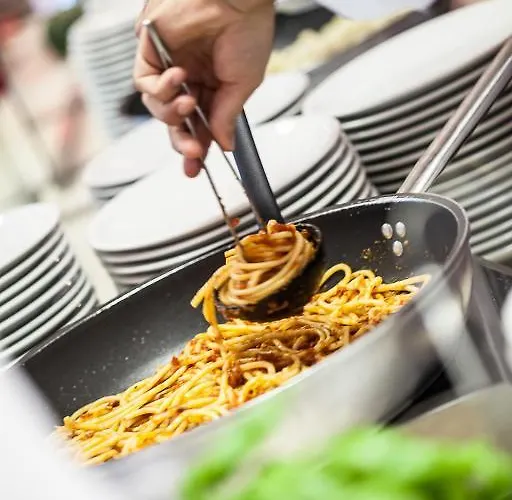 Color King Marte Village Hotel