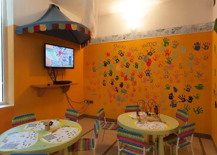 호텔 Color King Marte Village 3*