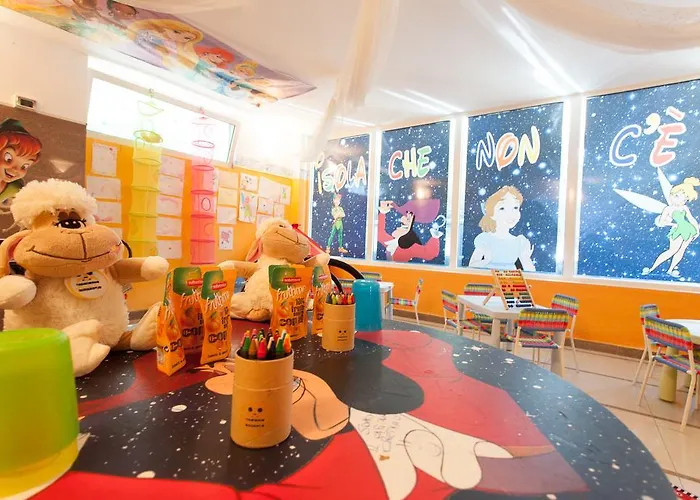 Color King Marte Village