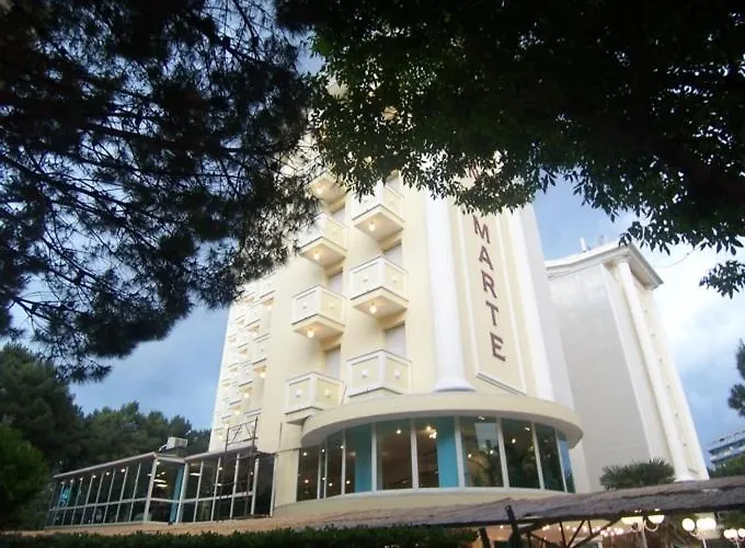 Color King Marte Village 3*