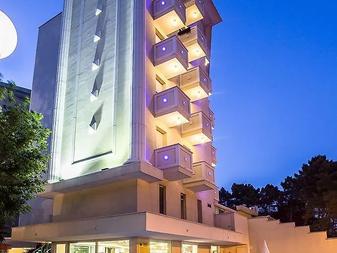 Color King Marte Village 3*